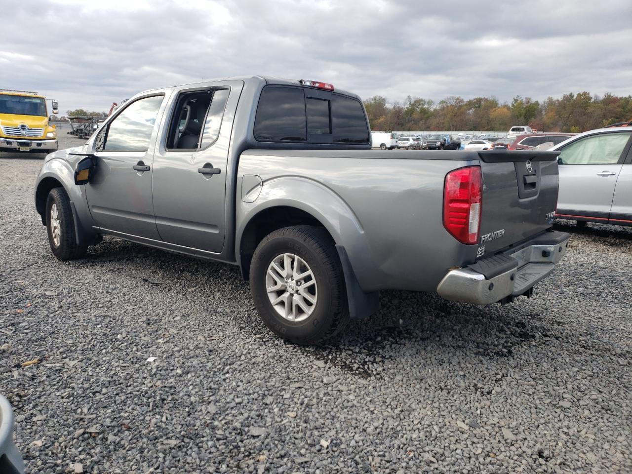 2017 NISSAN Frontier