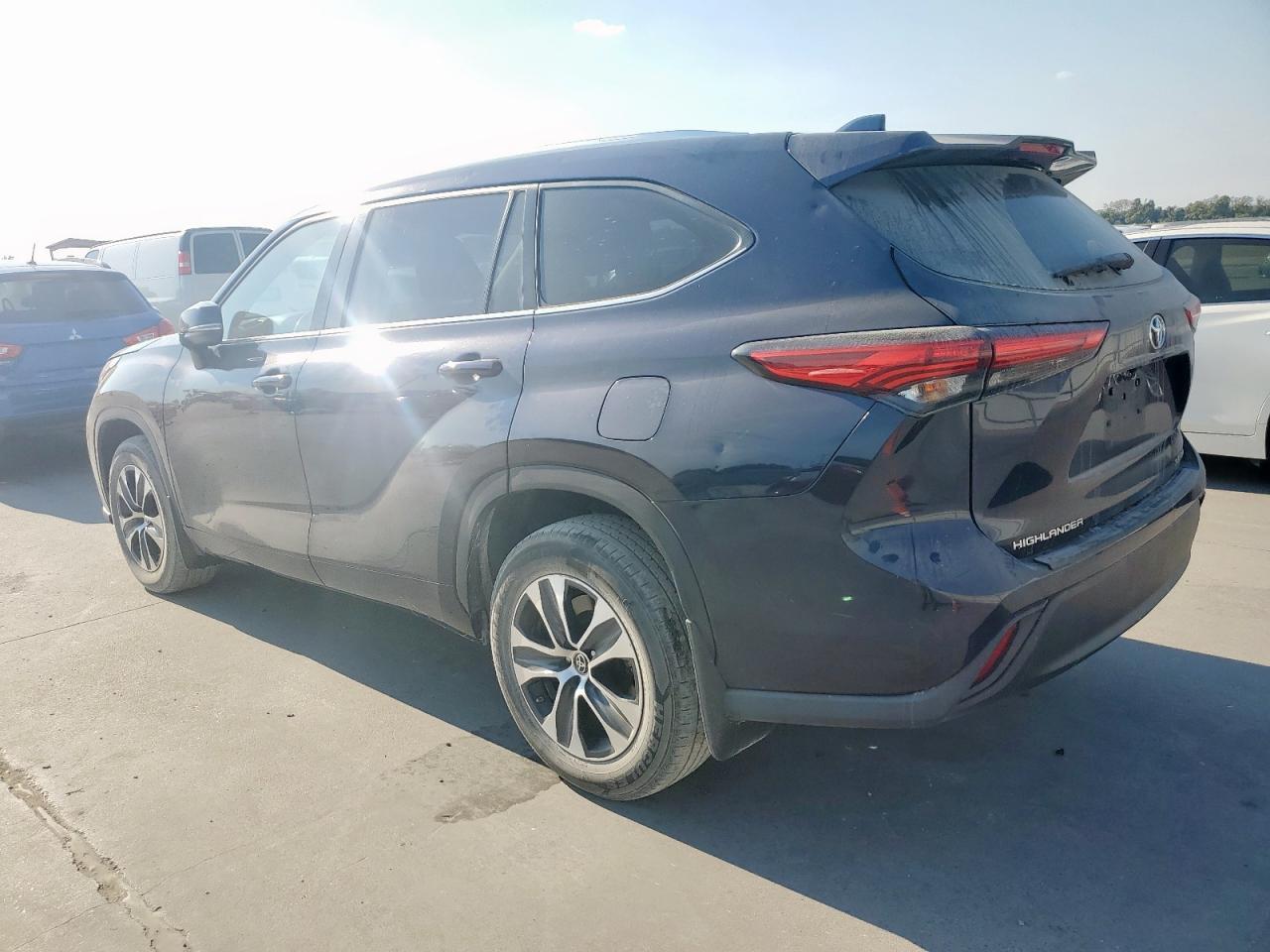 2021 TOYOTA HIGHLANDER