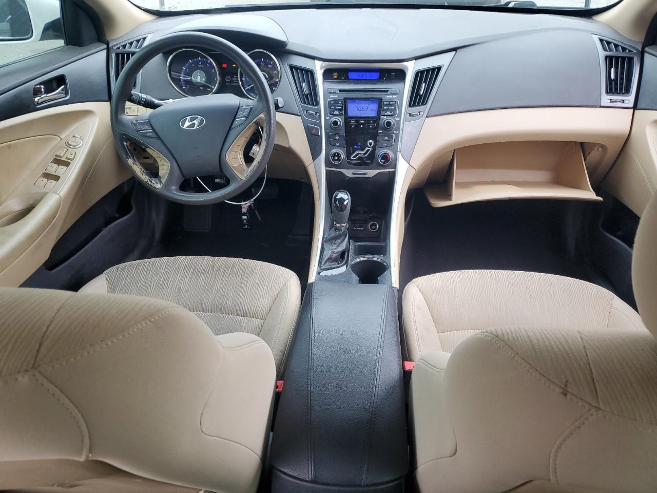 2011 HYUNDAI SONATA