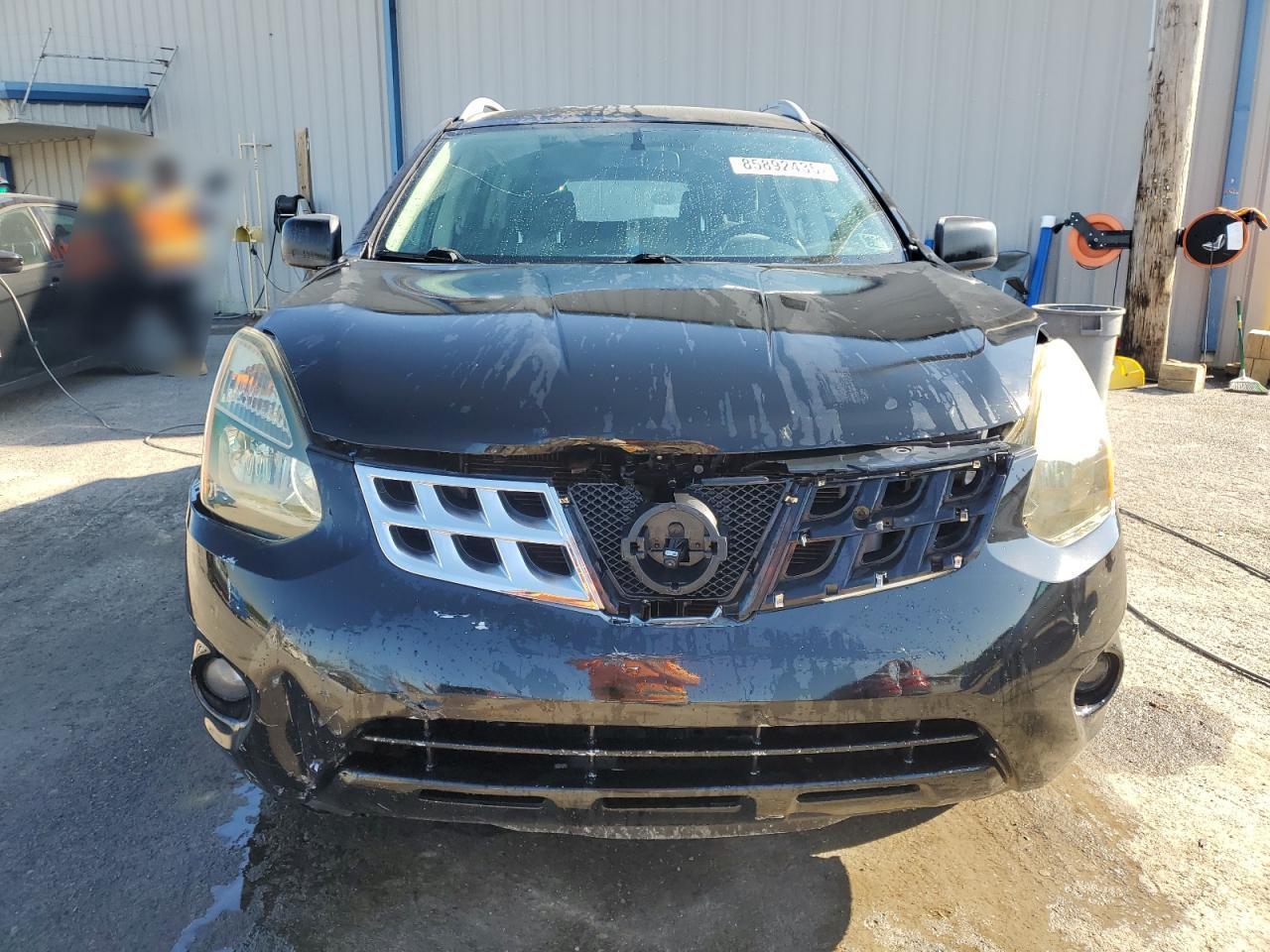 2015 NISSAN ROGUE
