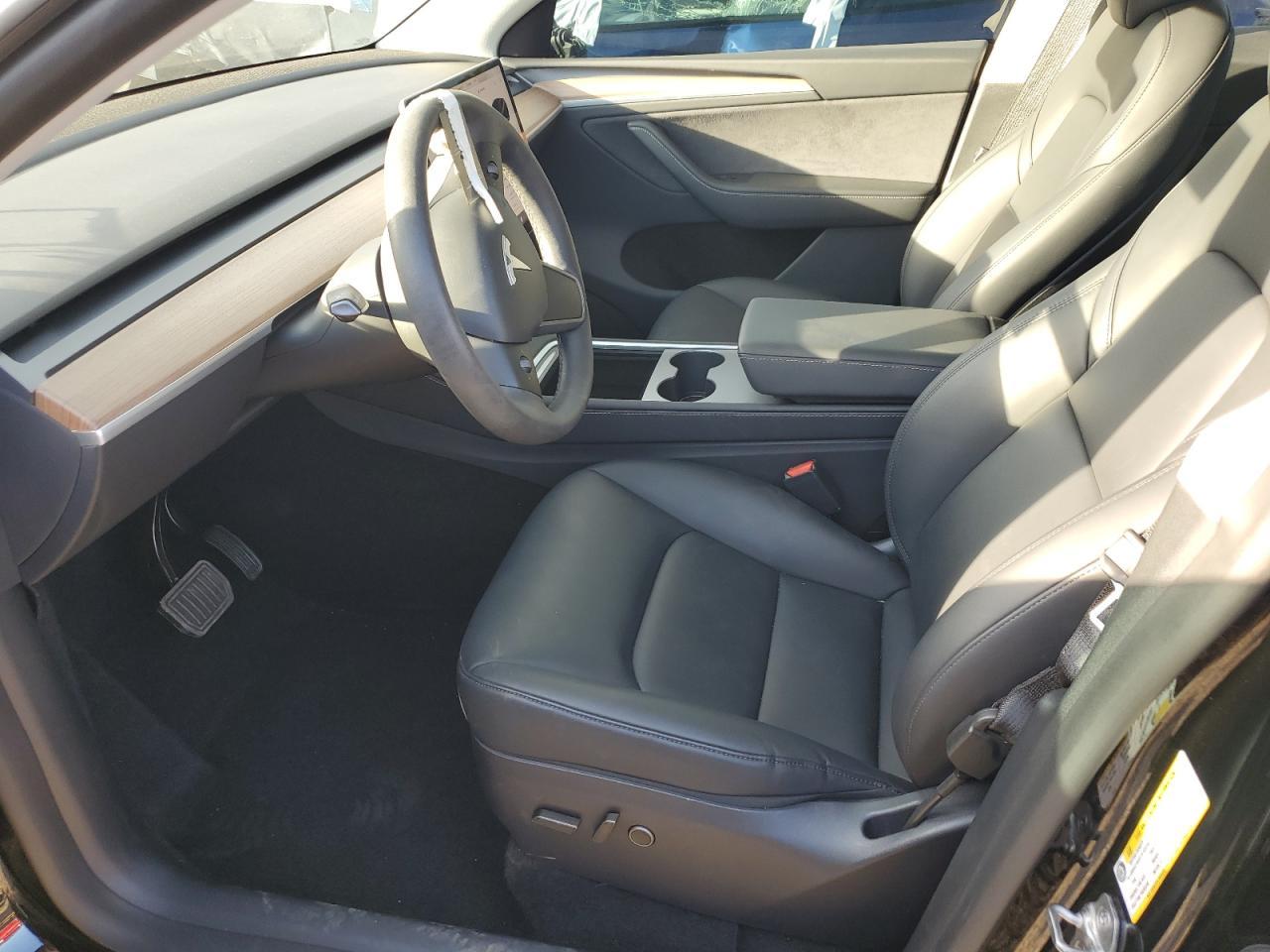 2025 TESLA MODEL Y