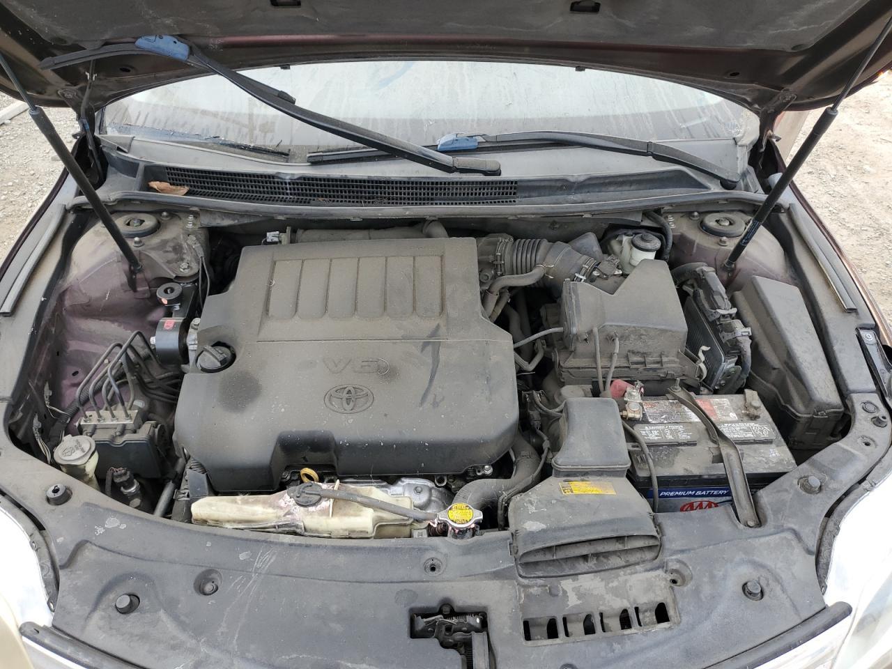 2013 TOYOTA Avalon