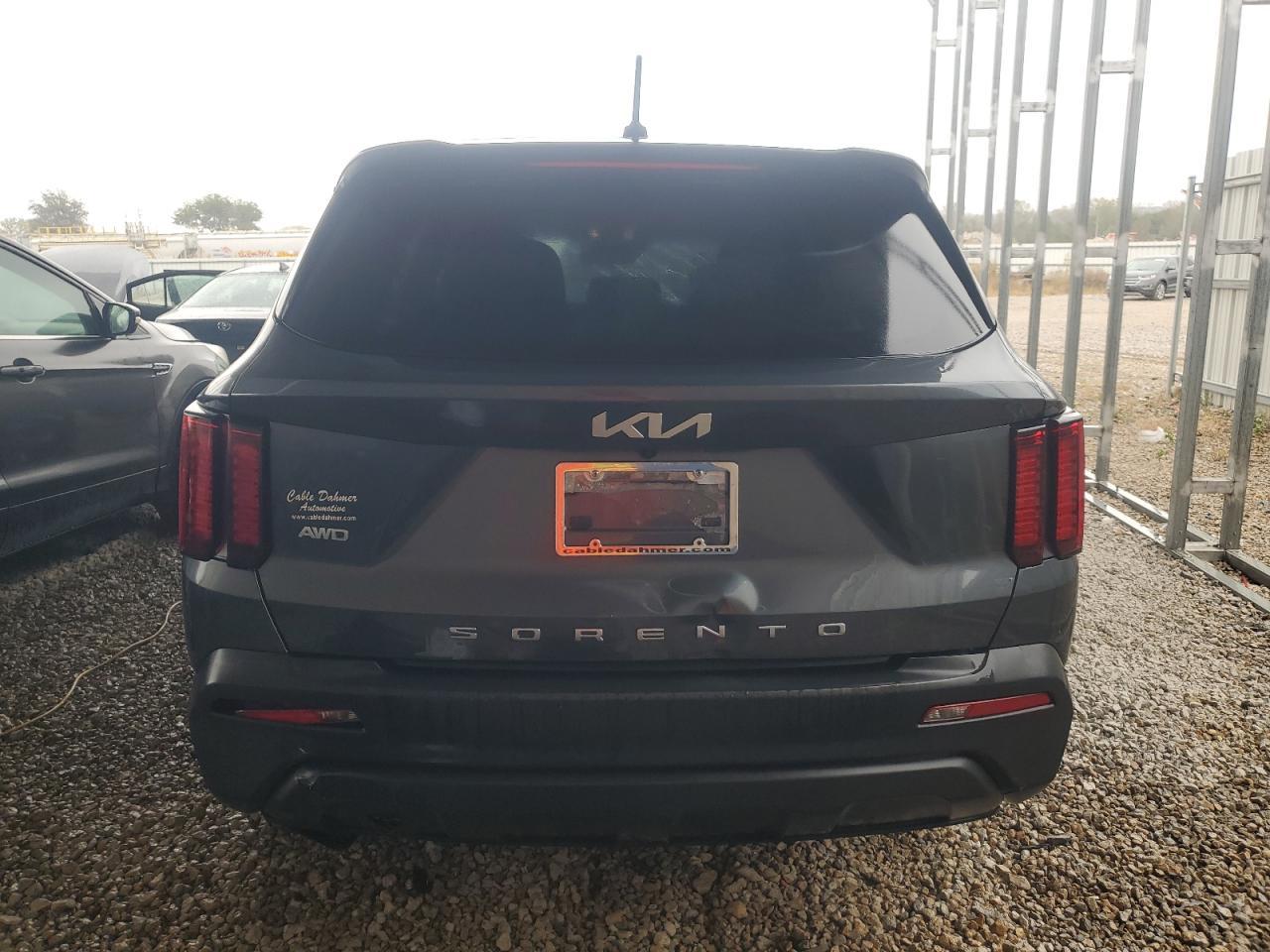 2022 KIA SORENTO