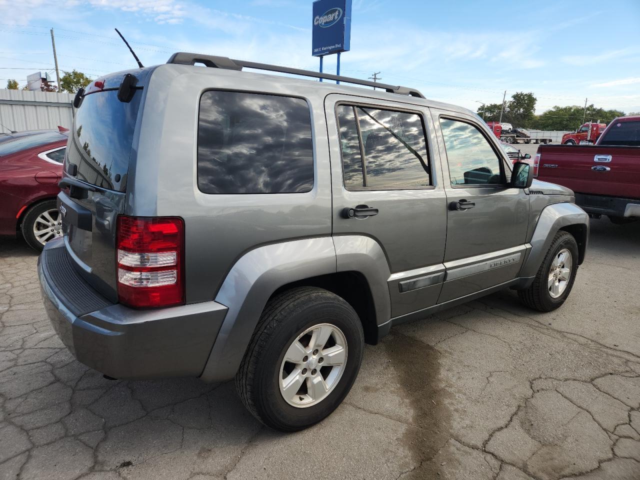 2012 JEEP Liberty