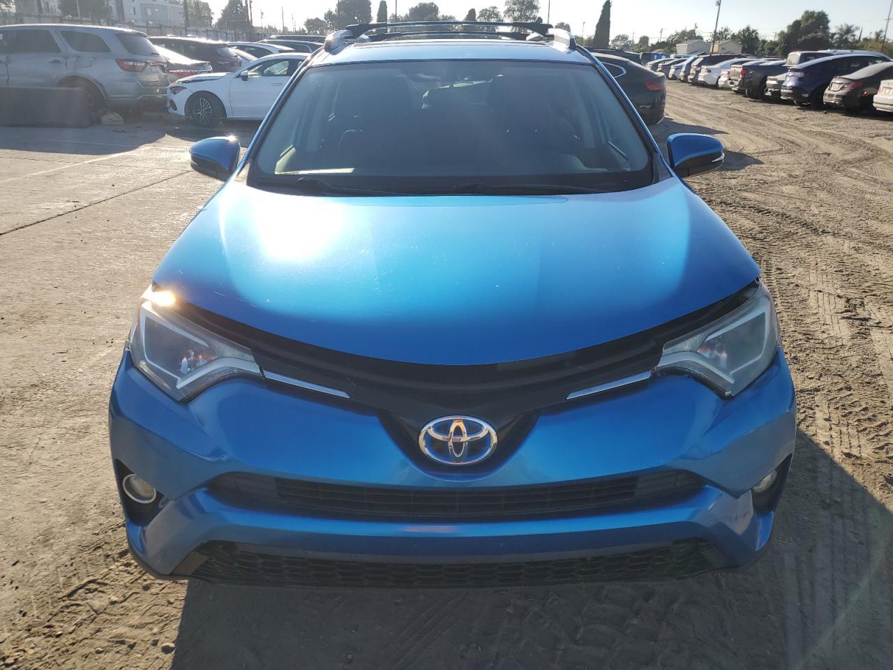 2016 TOYOTA RAV4