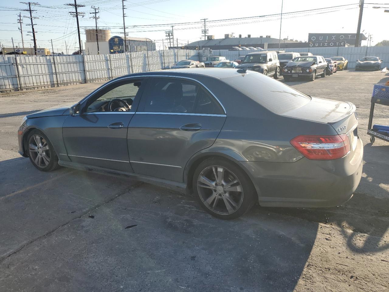 2013 MERCEDES-BENZ E-Class