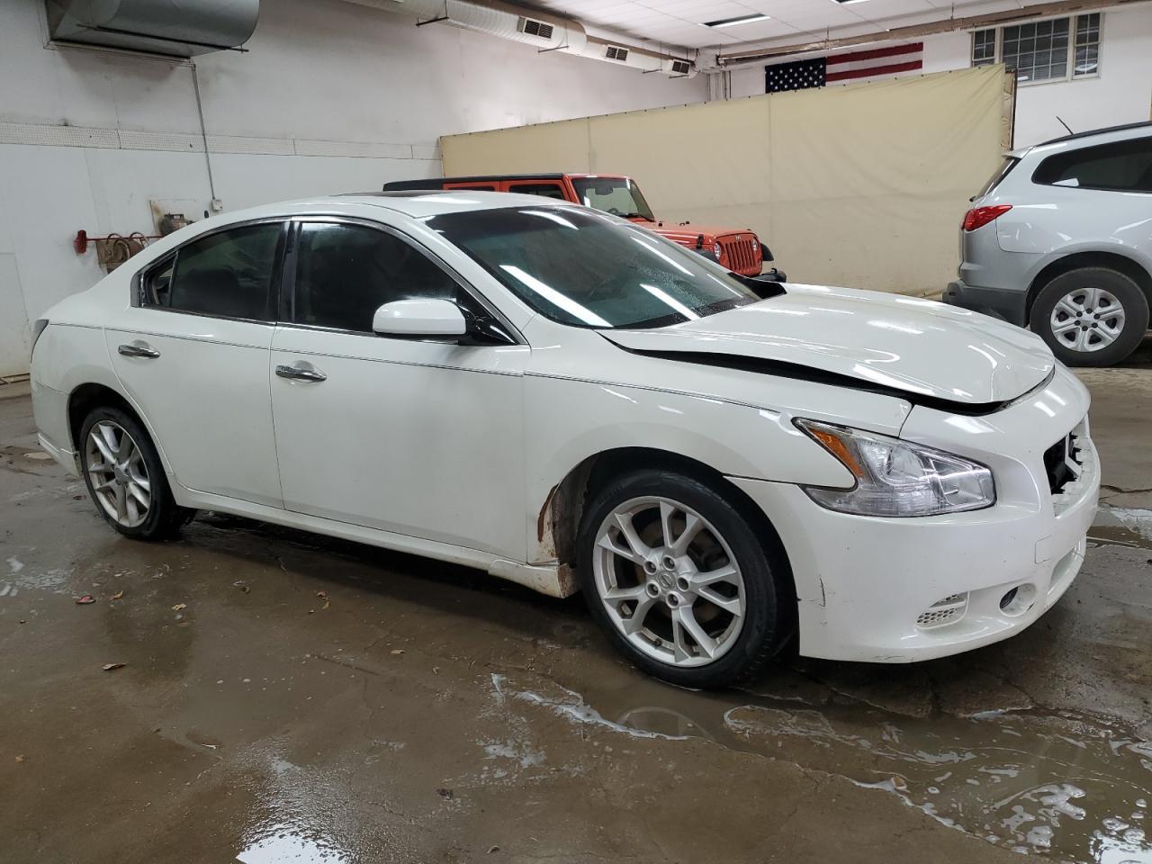 2013 NISSAN Maxima