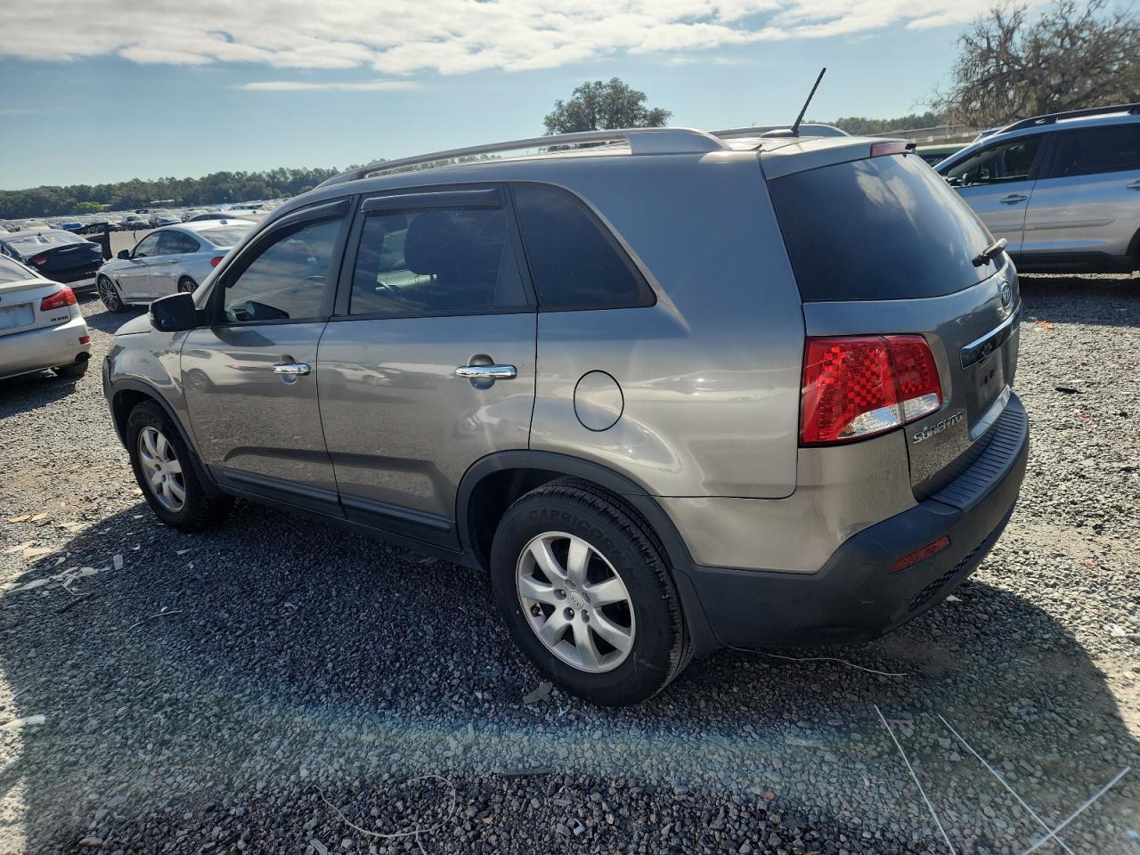2011 KIA SORENTO