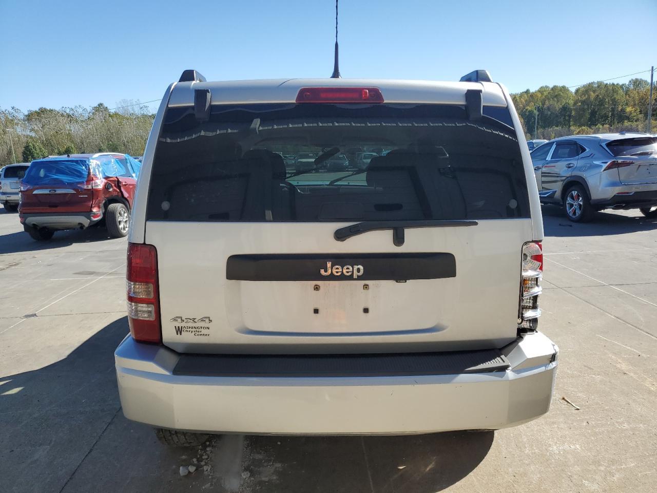 2011 JEEP Liberty
