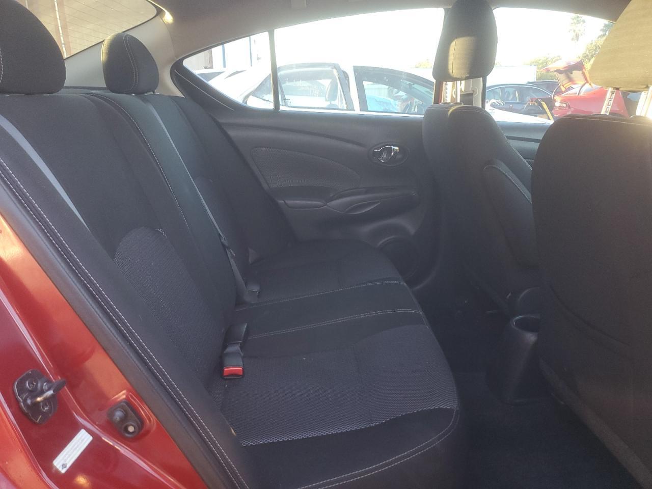 2018 NISSAN VERSA