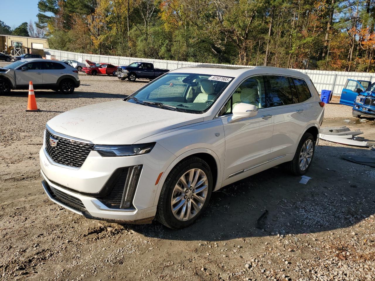 2020 CADILLAC XT6