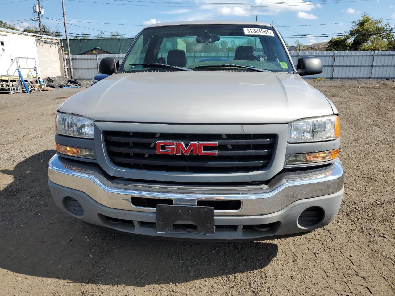2005 GMC Sierra