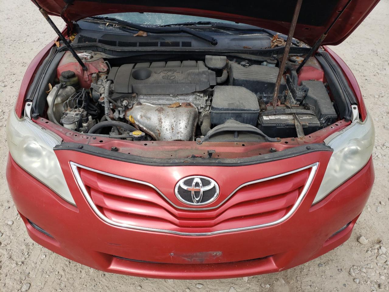 2011 TOYOTA CAMRY