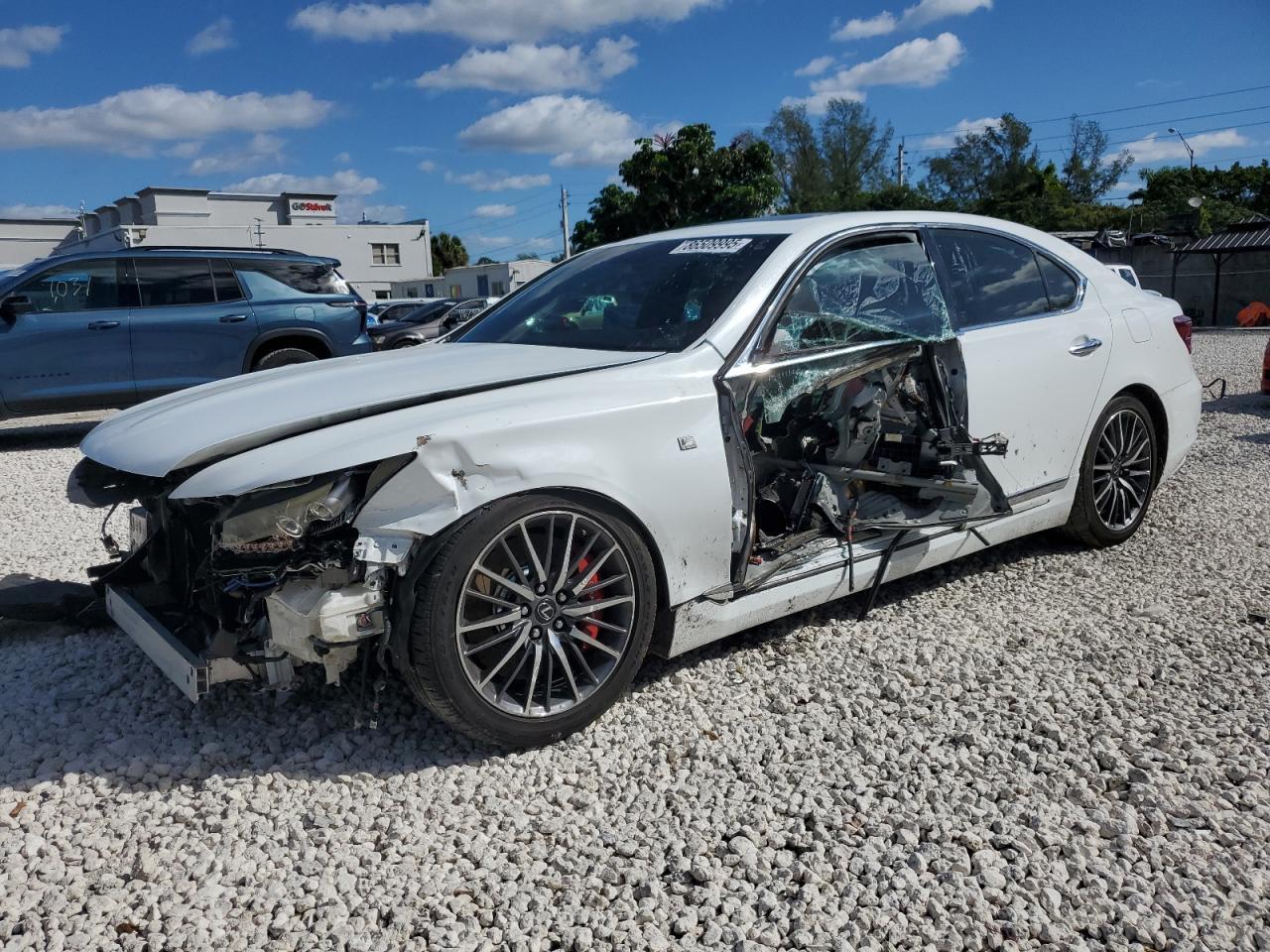 2013 LEXUS LS 460
