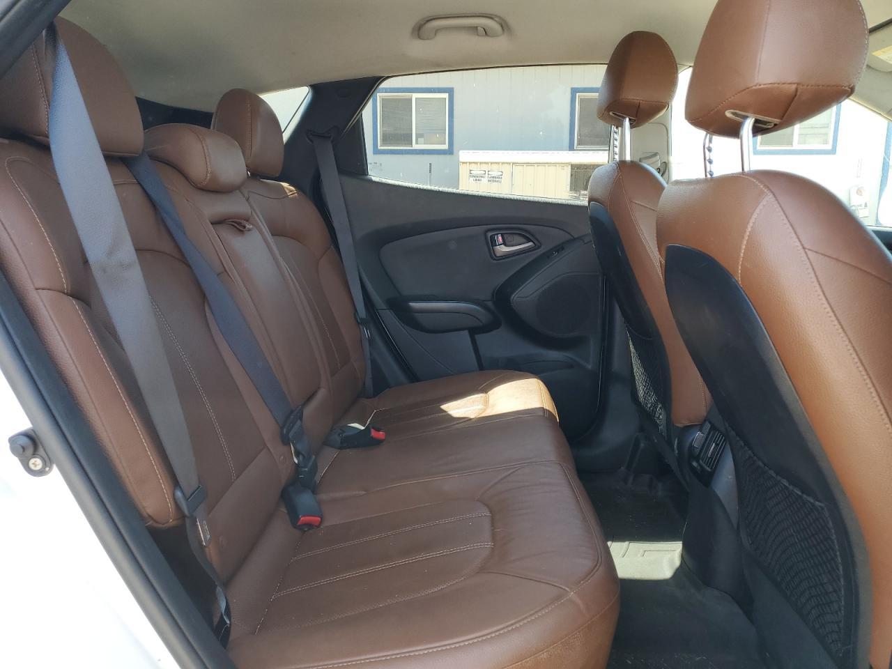 2015 HYUNDAI TUCSON
