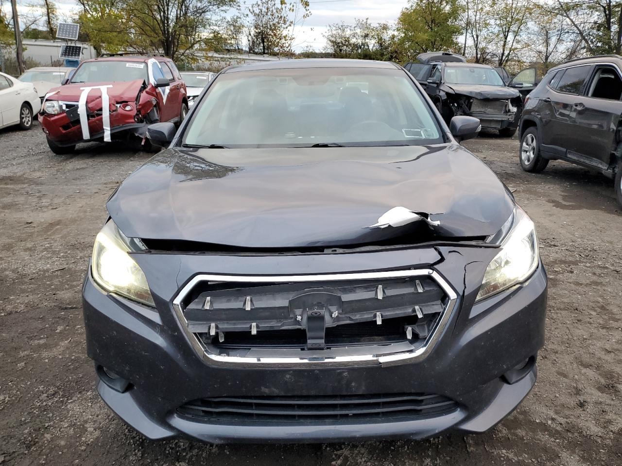 2014 SUBARU Legacy