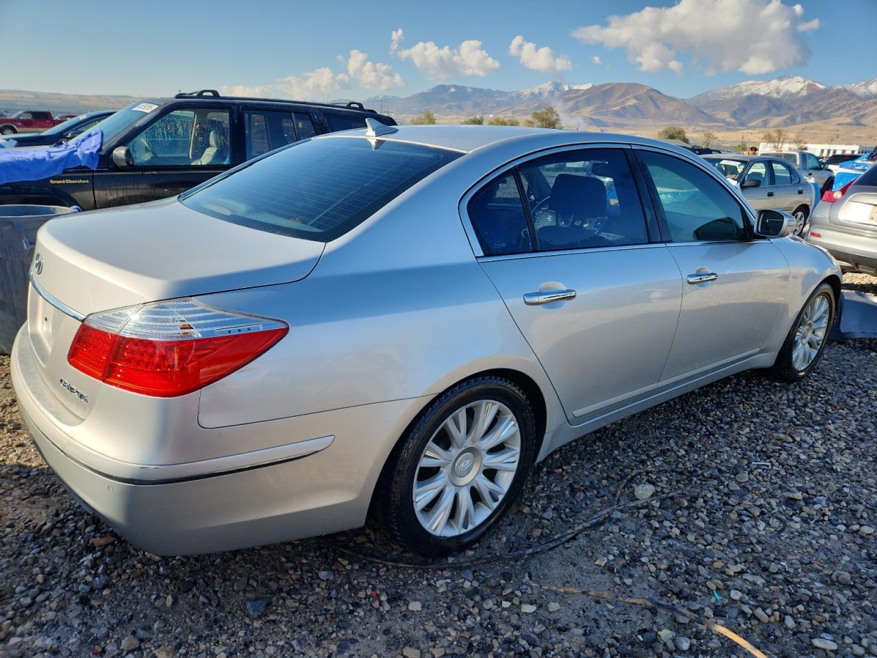 2009 HYUNDAI GENESIS