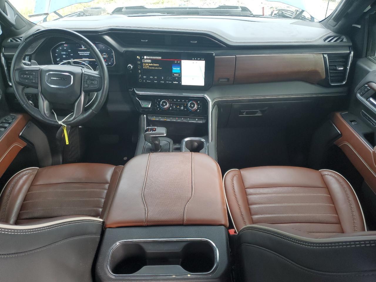 2024 GMC Sierra