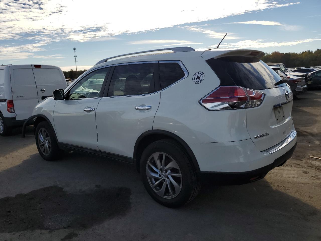 2014 NISSAN ROGUE