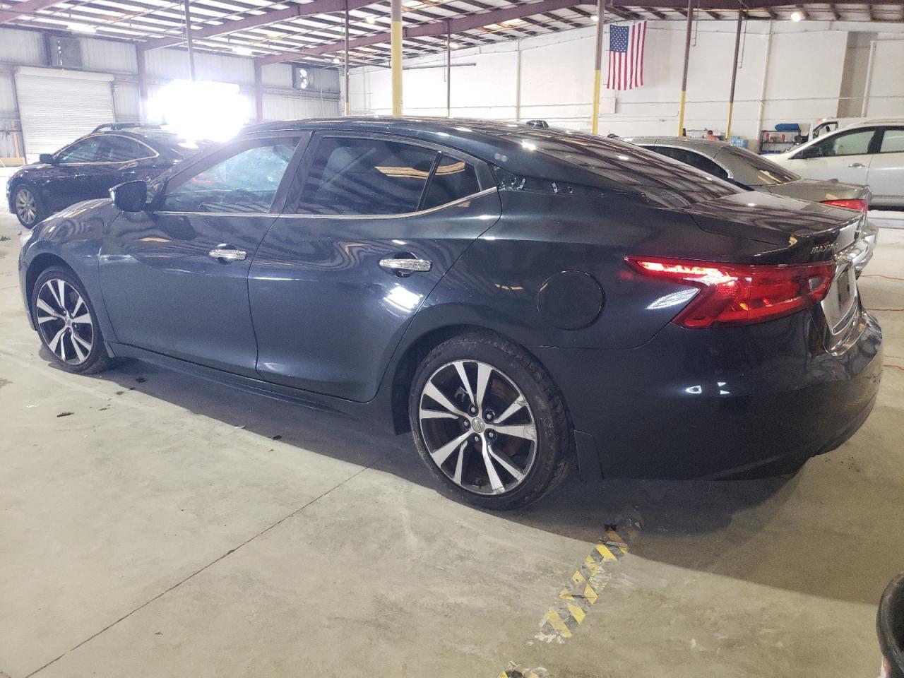 2016 NISSAN Maxima