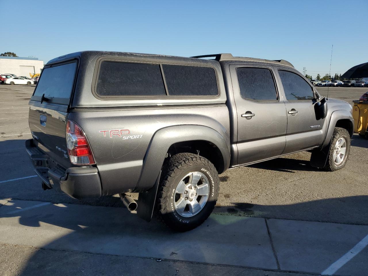 2011 TOYOTA TACOMA