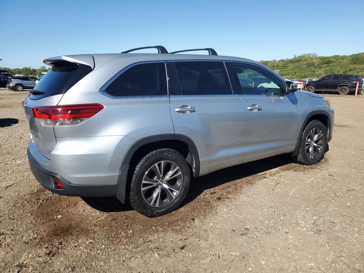 2018 TOYOTA HIGHLANDER