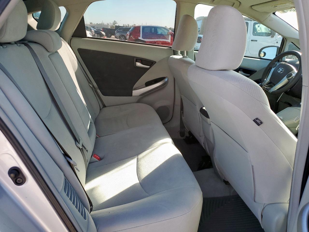 2011 TOYOTA PRIUS
