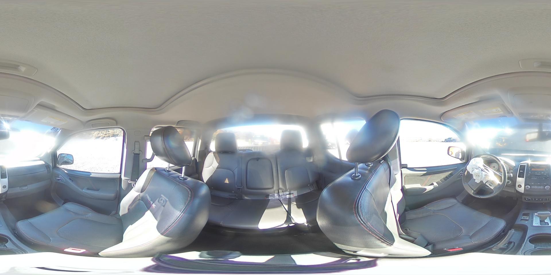 2012 NISSAN Frontier