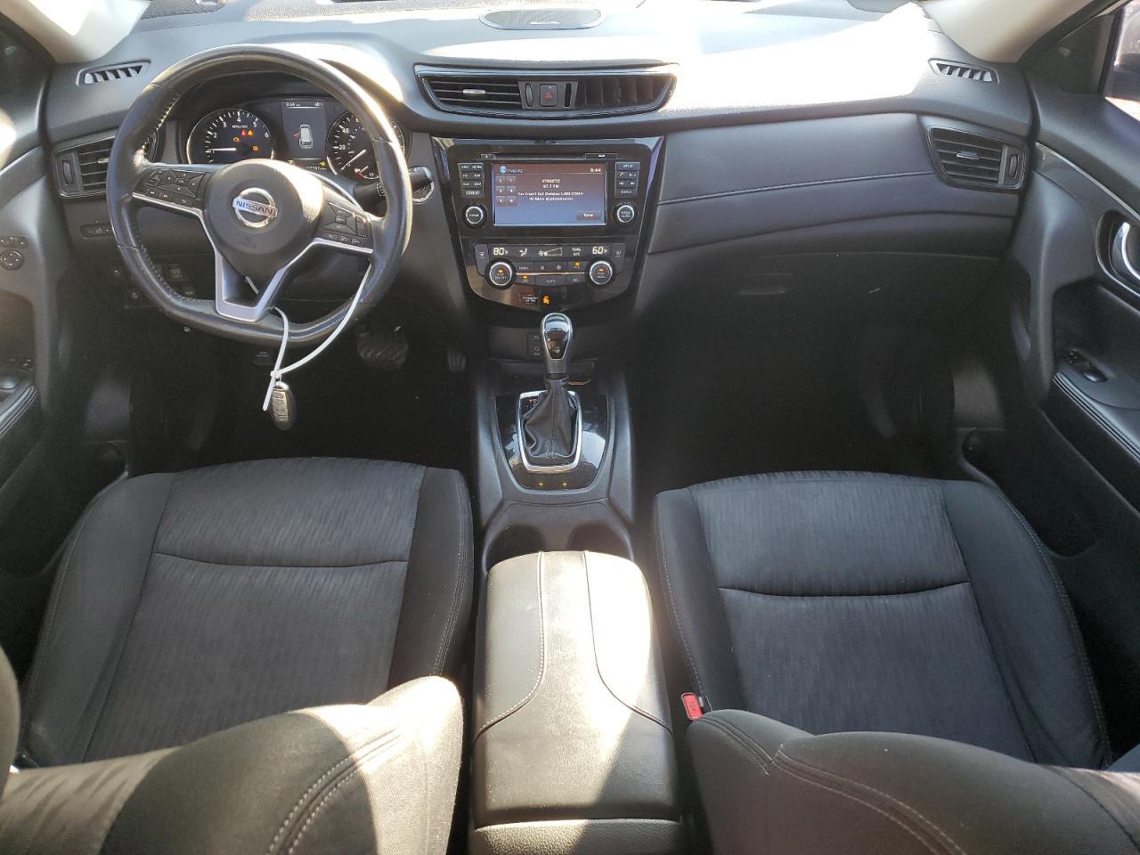 2017 NISSAN ROGUE