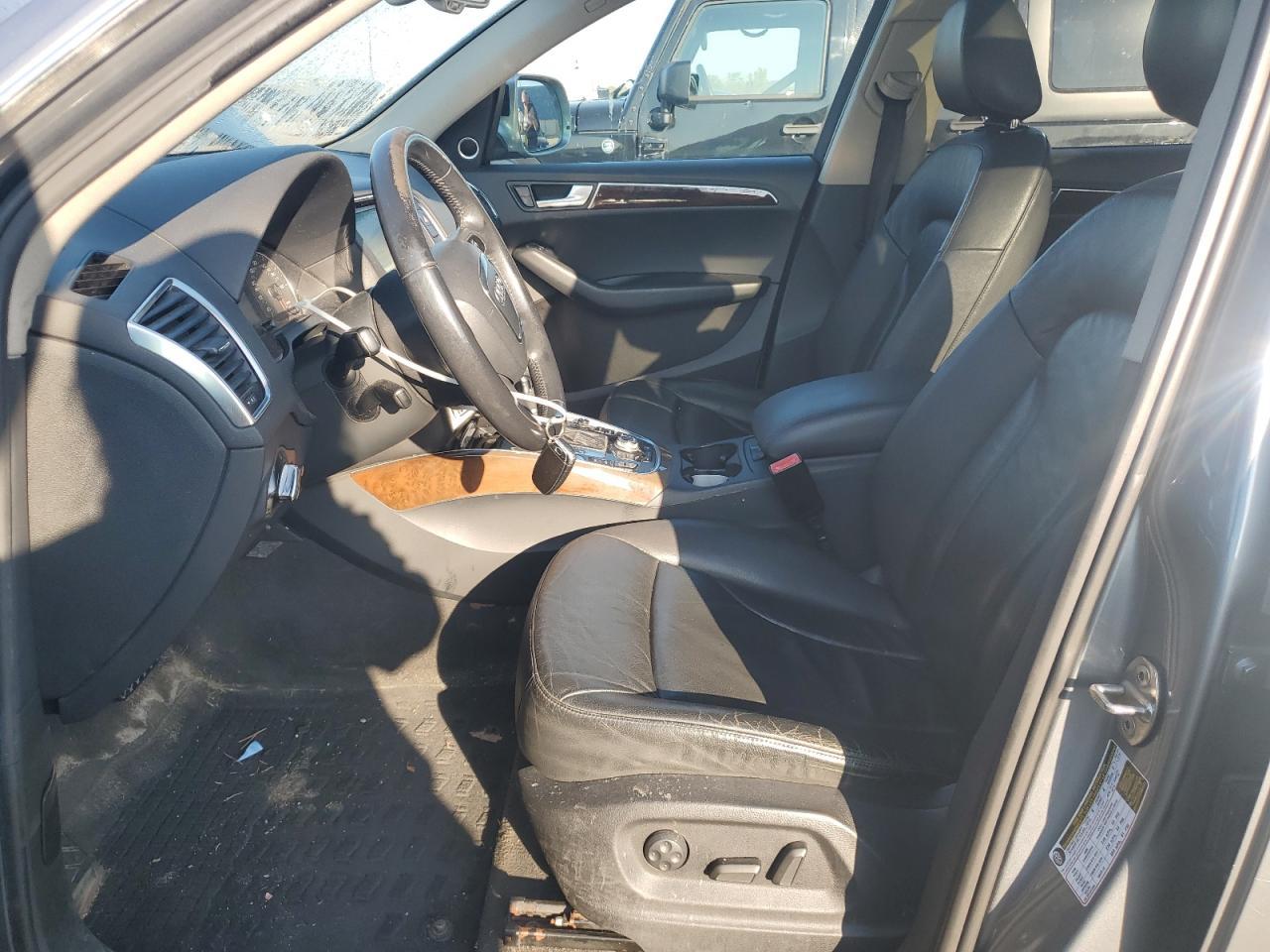 2009 AUDI Q5