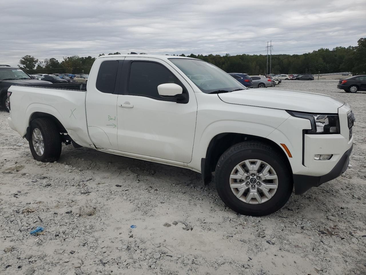 2024 NISSAN Frontier
