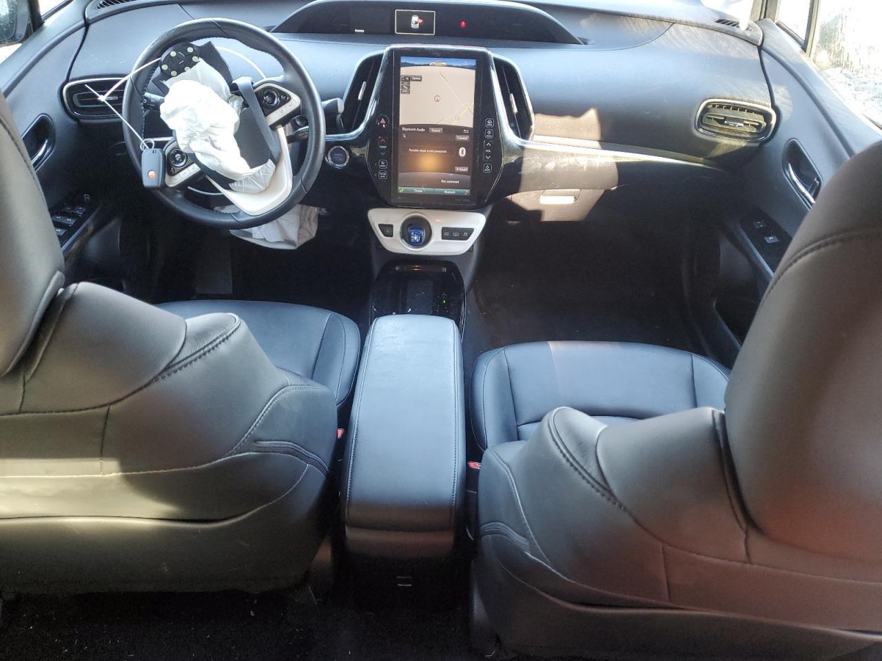 2017 TOYOTA Prius Prime