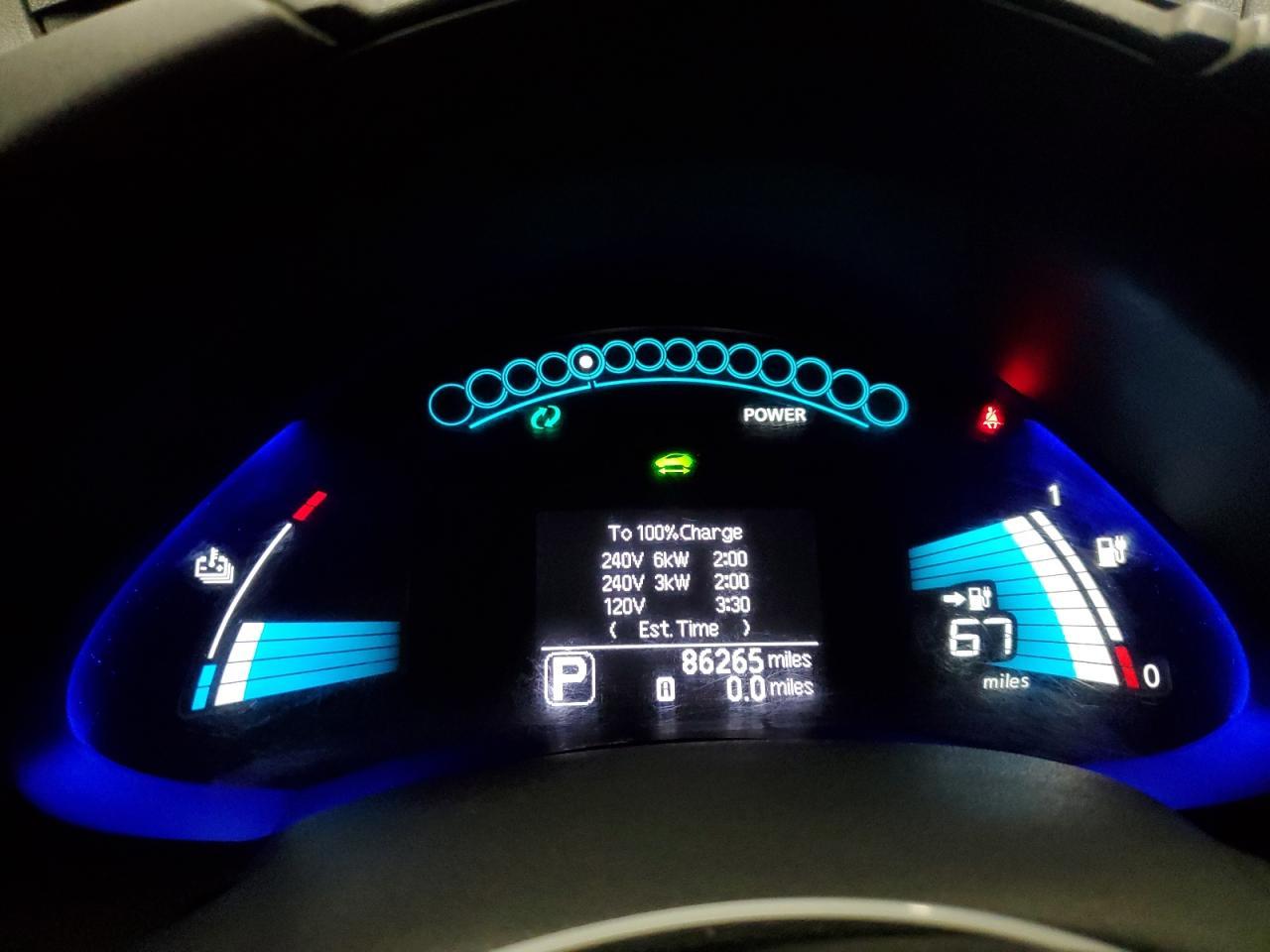 2015 NISSAN LEAF
