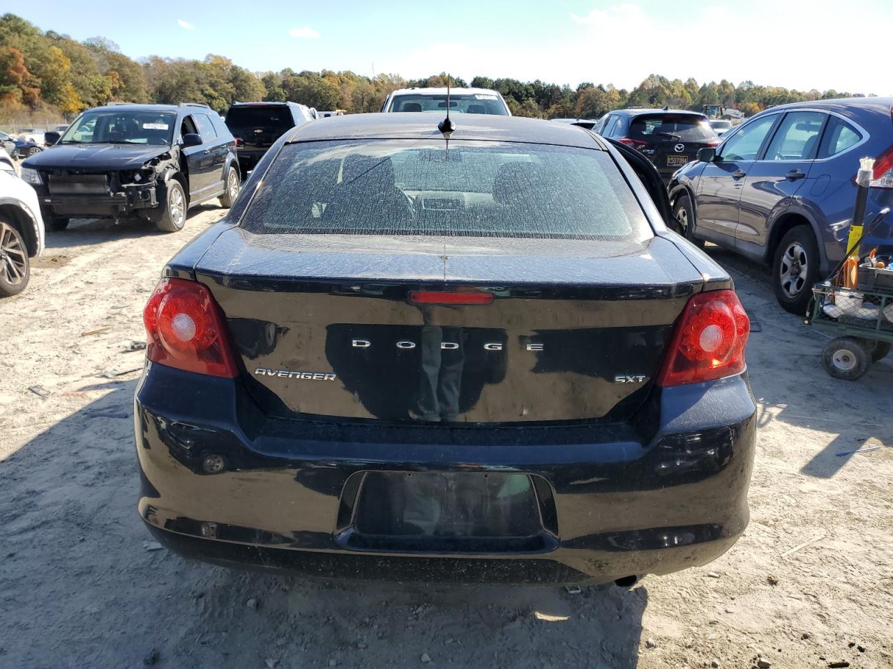 2013 DODGE Avenger