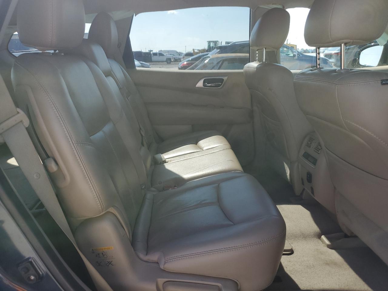 2015 NISSAN PATHFINDER