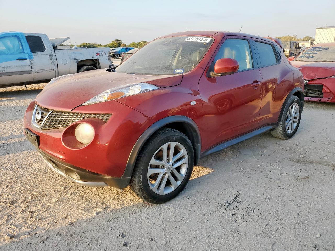 2011 NISSAN Juke