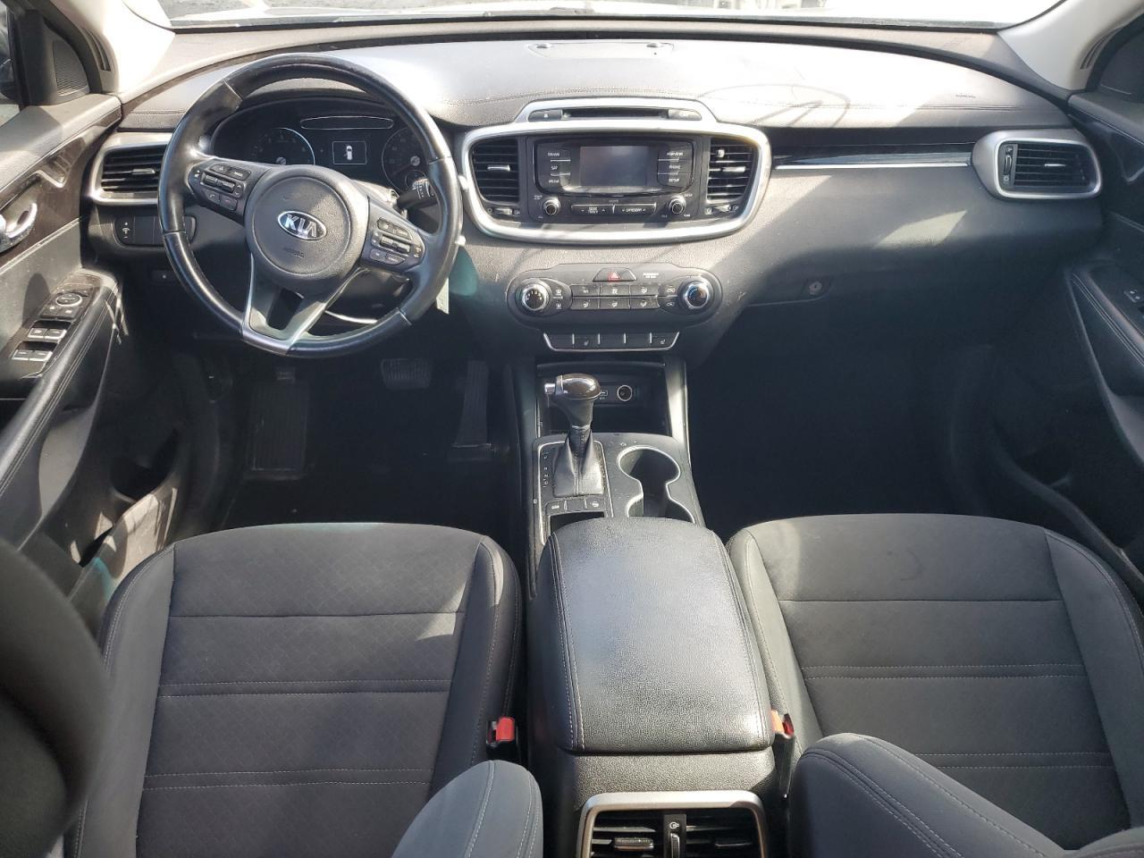 2016 KIA SORENTO