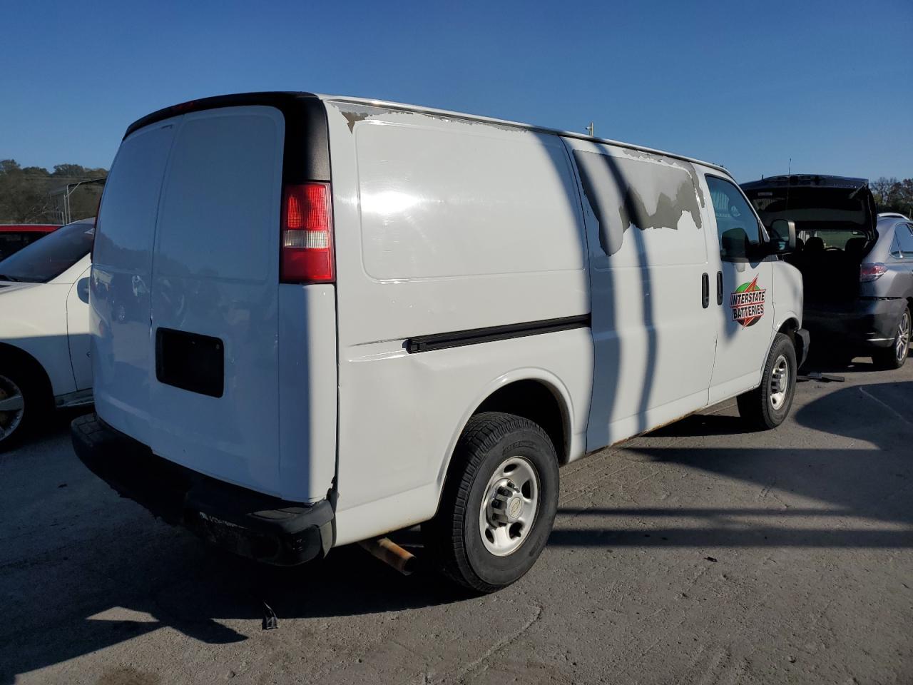 2010 CHEVROLET Express 3500