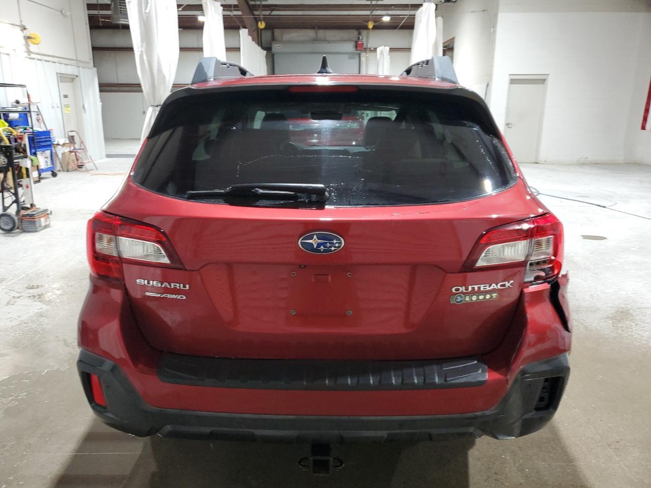 2018 SUBARU Outback