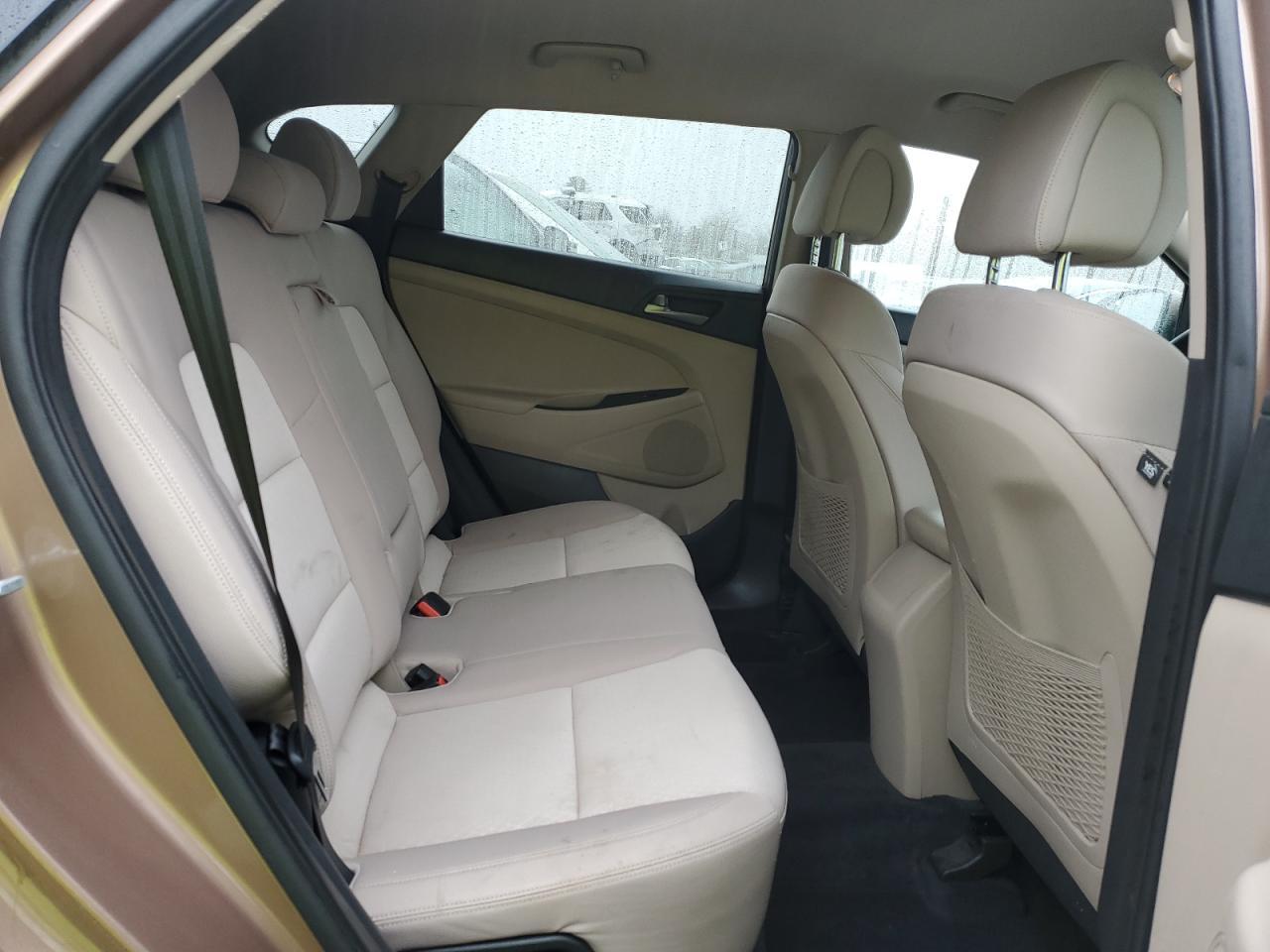 2017 HYUNDAI TUCSON