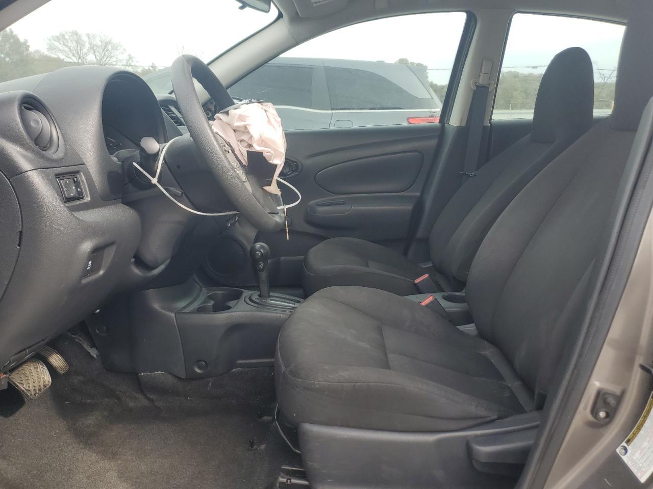 2016 NISSAN VERSA