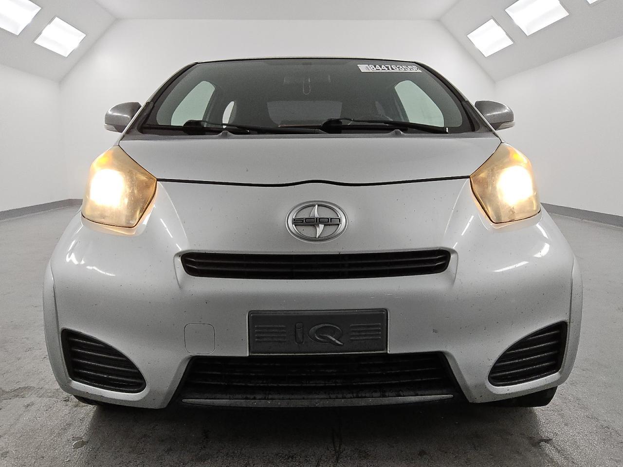 2012 TOYOTA SCION