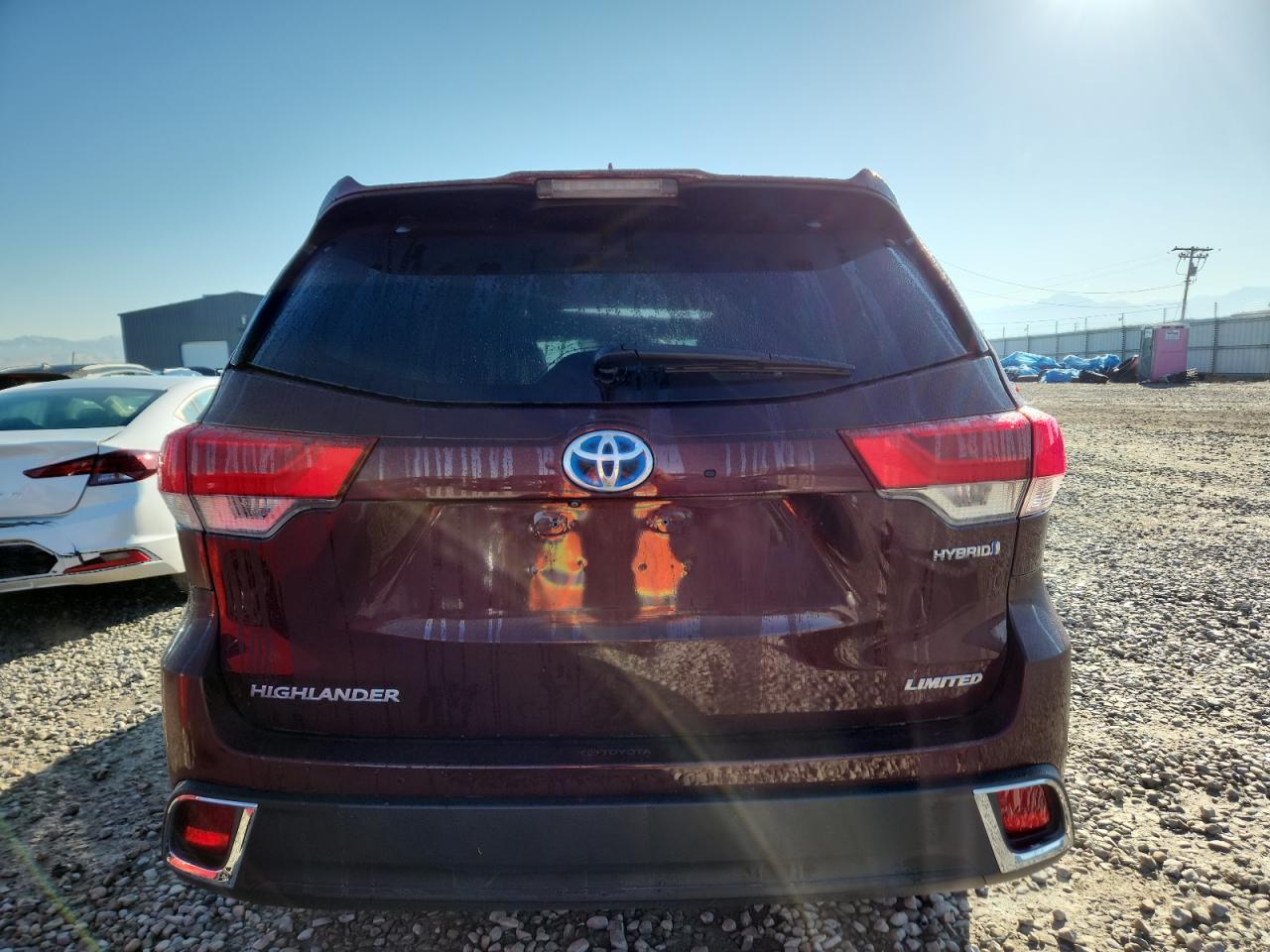 2018 TOYOTA HIGHLANDER