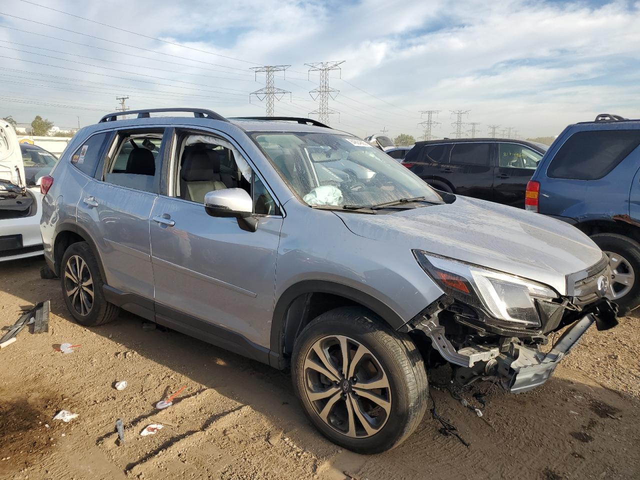 2023 SUBARU FORESTER