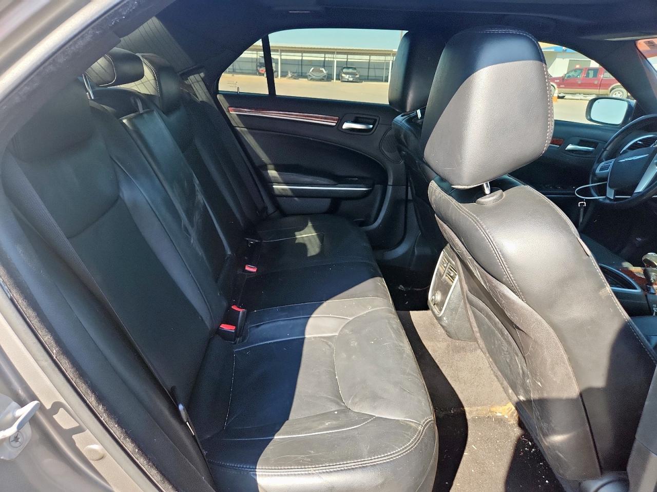 2014 CHRYSLER 300