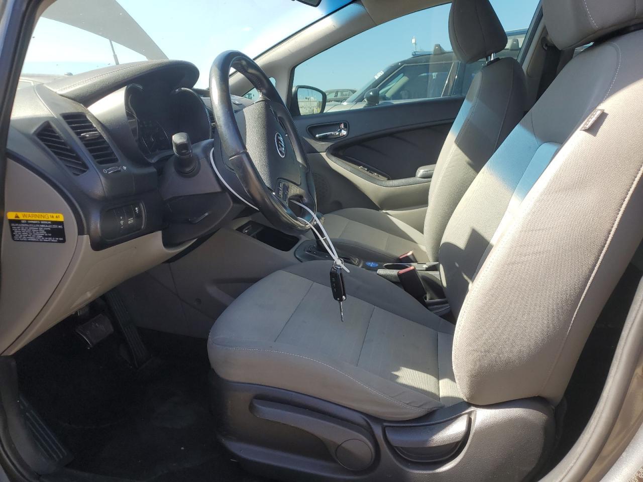 2016 KIA FORTE