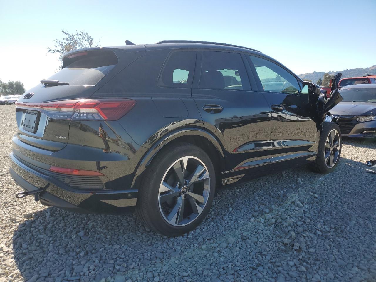 2024 AUDI Q4 e-tron