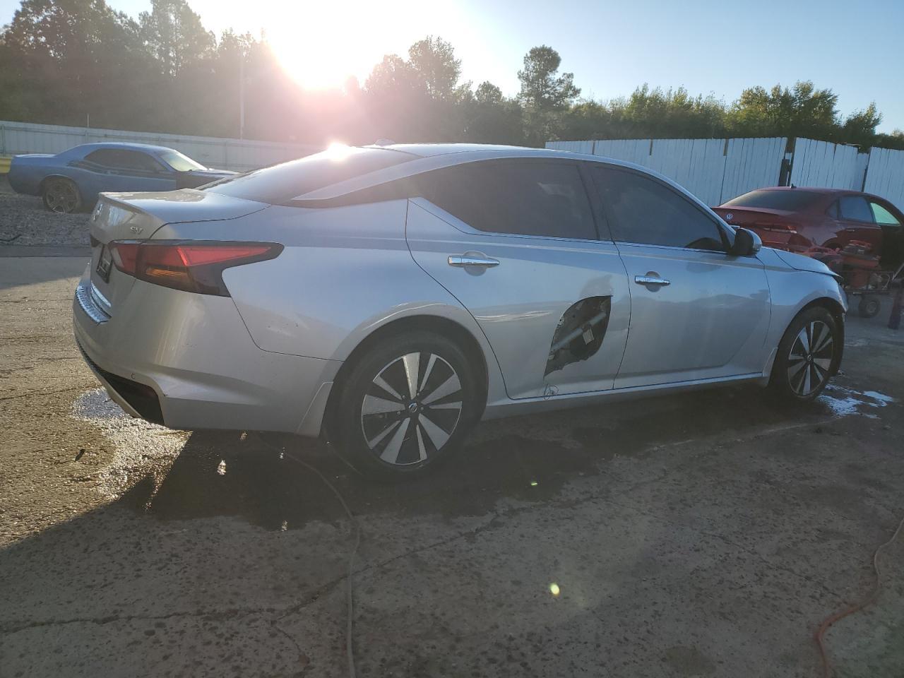 2019 NISSAN ALTIMA