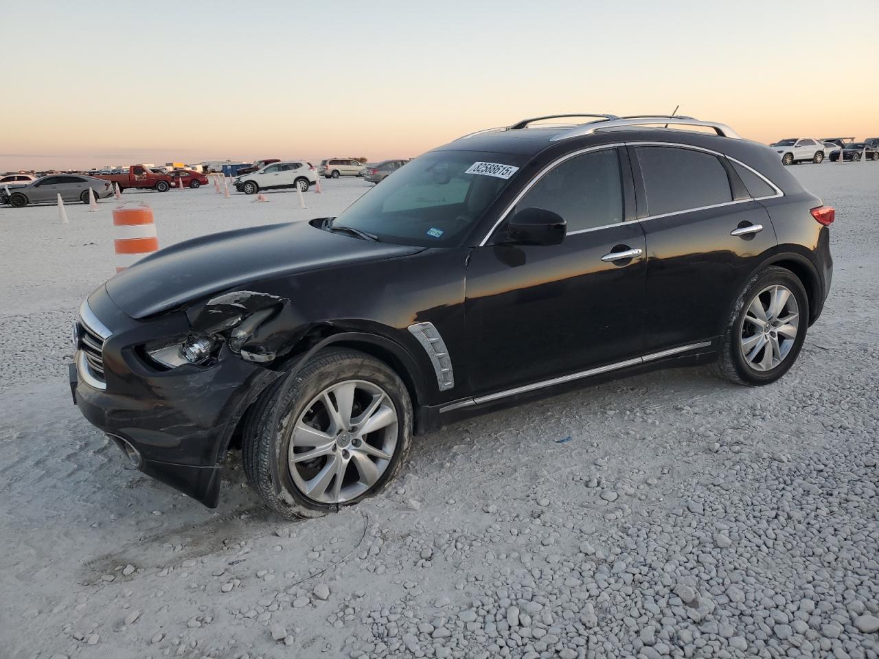 2012 INFINITI FX35