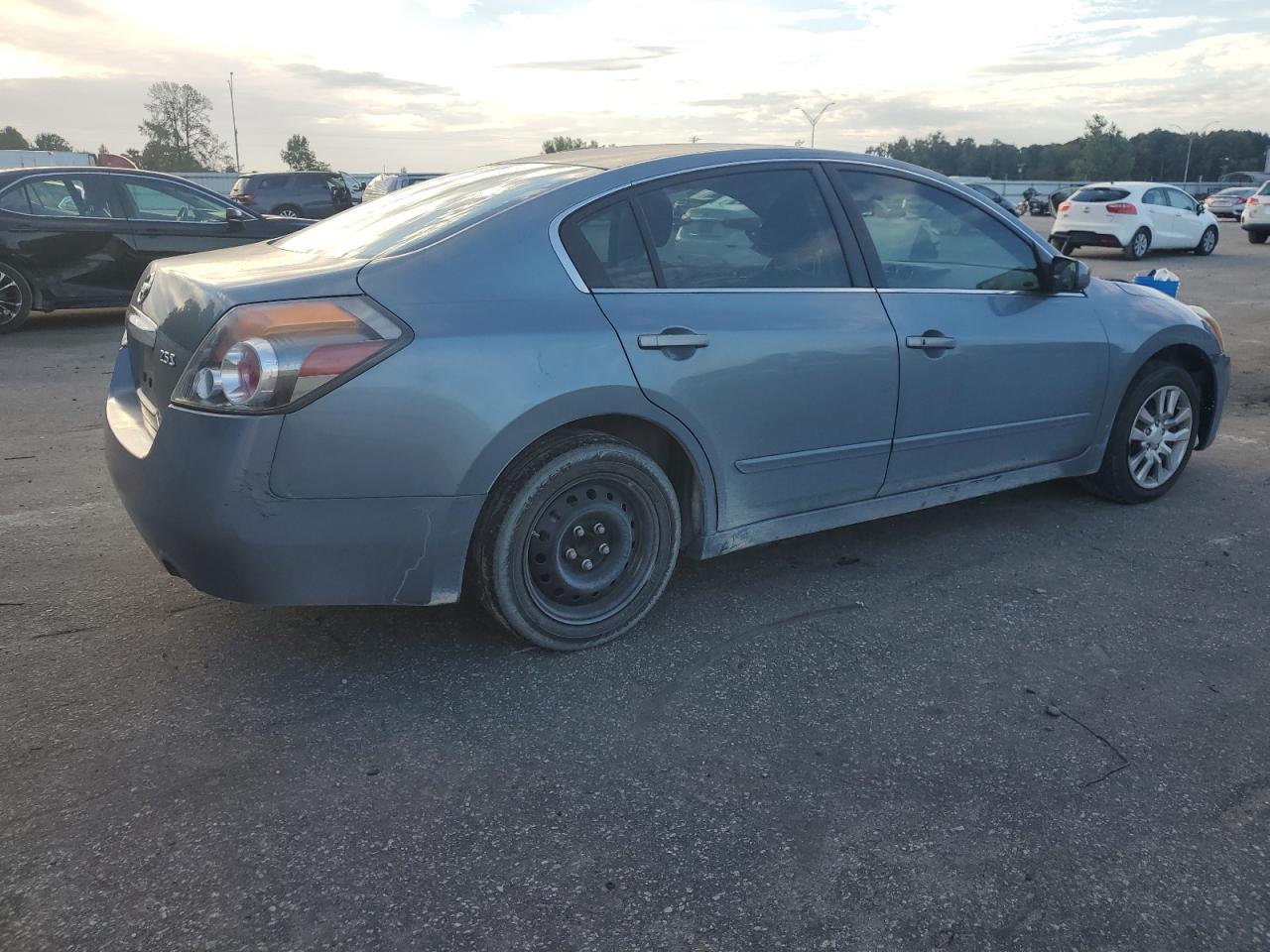 2011 NISSAN ALTIMA